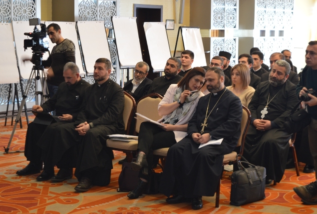 «Եկեղեցին պետք է ավելի ներգրավված լինի Կայուն զարգացման նպատակների իրականացման գործում»,- Կլոր սեղան հիմնադրամի կազմակերպած համաժողովի մասնակիցներ: