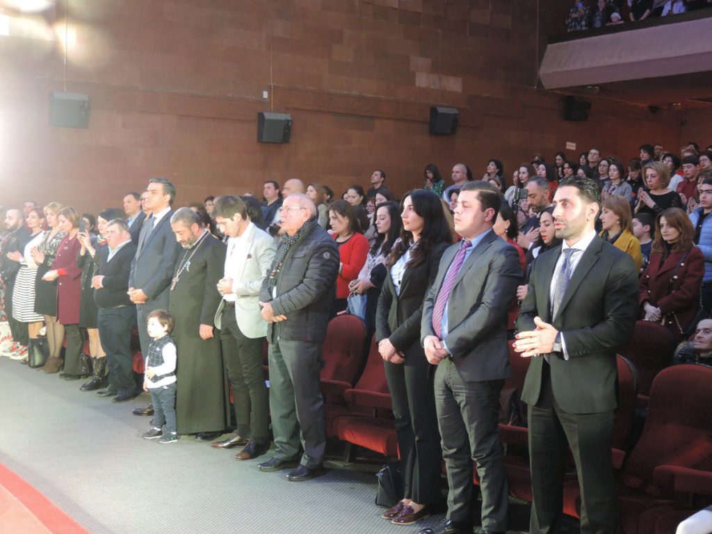Արև երեխաների մասին Հոլովակի և երգի պրեմիերա