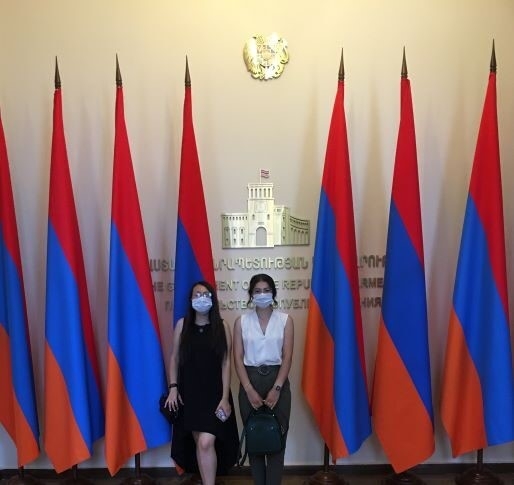Ուսանողներ Սոնայի և Ֆլորայի հաջողության պատմությունը…