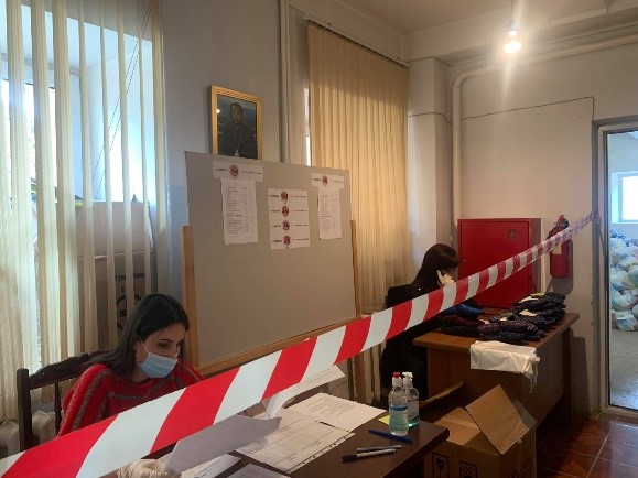 ART food packs Gyumri social workers 2