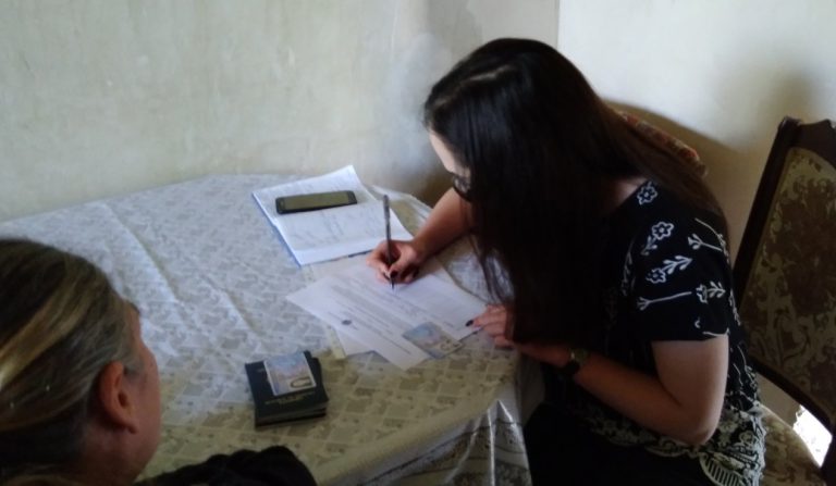 Արցախցի ևս 10 ընտանիք ստացավ սննդի փաթեթներ
