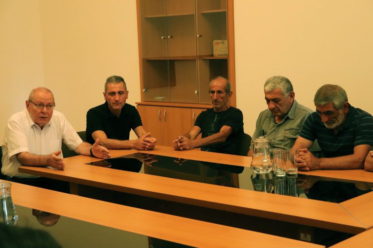 Կլոր սեղան հիմնադրամը հյուրընկալել էր «Աջակցություն պատերազմից տուժած ընտանիքներին» ծրագրի մասնակիցներին