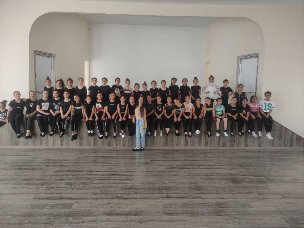 ԵՀԽ հայաստանյան Կլոր սեղան հիմնադրամի աջակցությամբ հիմնվել է պարի խմբակ սահմանամերձ 5 գյուղում