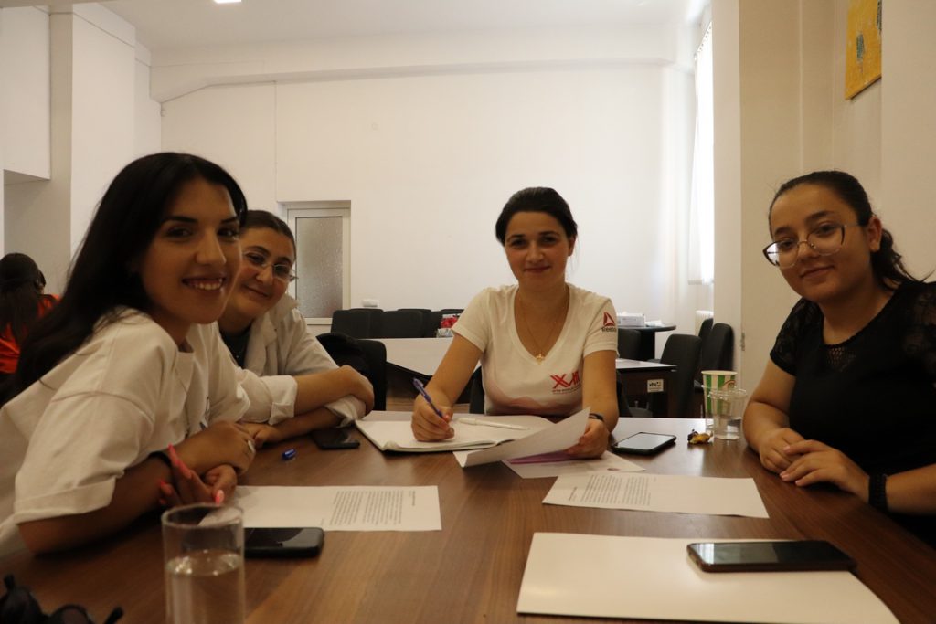 «Առաջնորդություն» թեմայով դասընթաց Շիրակում