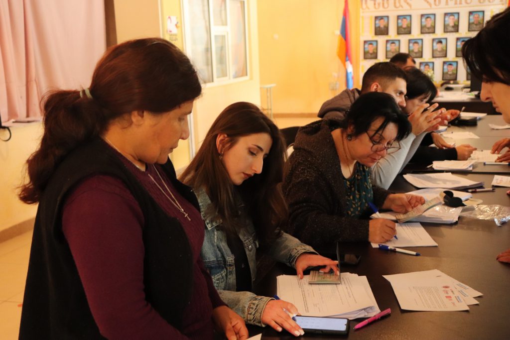 Նոր կյանքի հույսով. Արցախից բռնի տեղահանվածների կարիքների գնահատման այց Վարդենիս