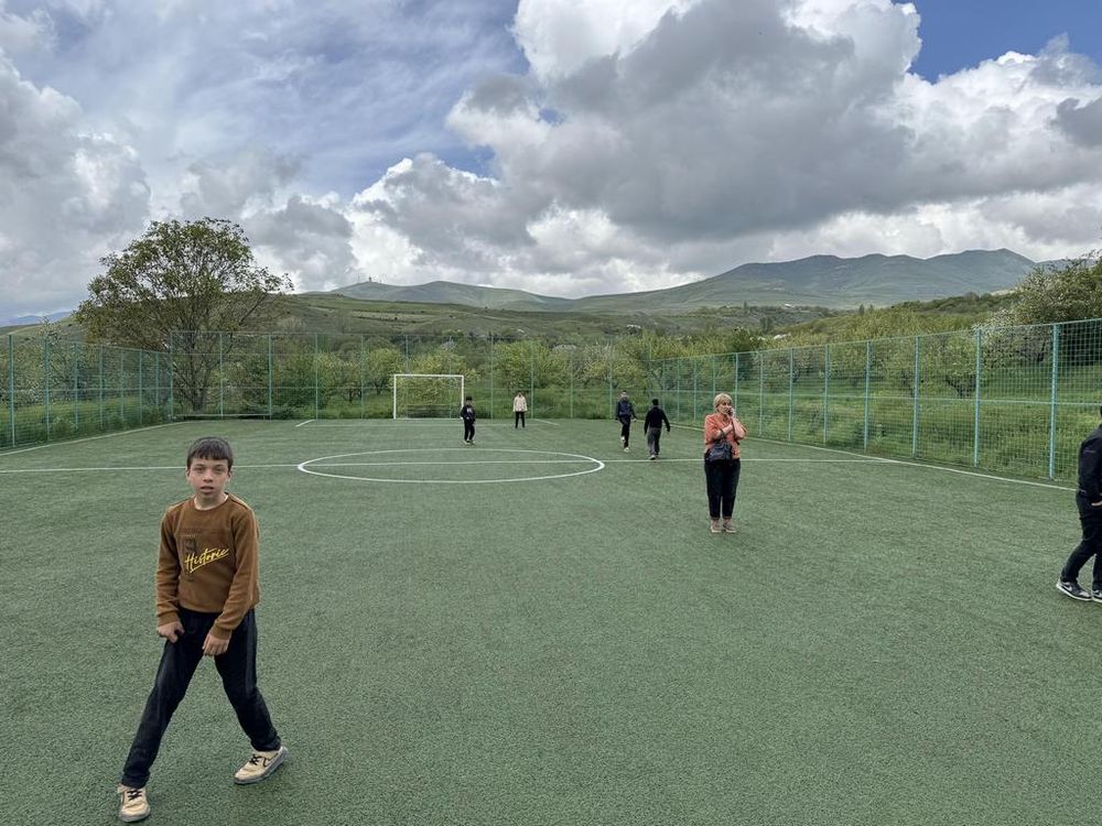 Ֆուտբոլի և նկարչության խմբակներ կբացվեն Զանգակատուն և Պարույր Սևակ համայնքներում