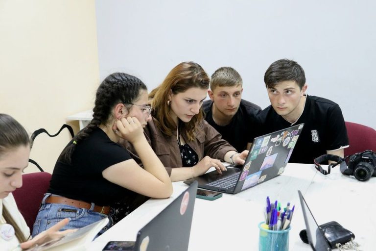 Հանդիպում երիտասարդների հետ՝ «Հասցեագրված Սպիտակ» ծրագրի շրջանակում 