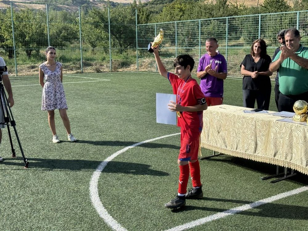 Զանգակատանը կայացավ 44-օրյա պատերազմի երկու հերոսի հիշատակին նվիրված հուշամրցաշարը