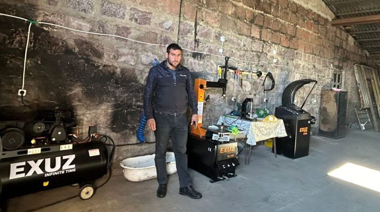 Gegham Hambardzumyan from Nagorno-Karabakh starts his business in Gavar with support of Armenia Round Table Foundation