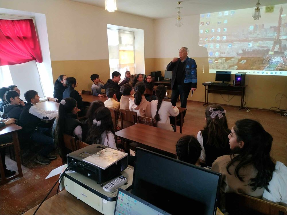 Developmental Education in Action: debate and knowledge clubs launched in Amasia and Ashotsk