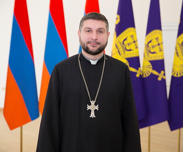 Տ. Պարույր ավագ քհն. Ավետիսյան